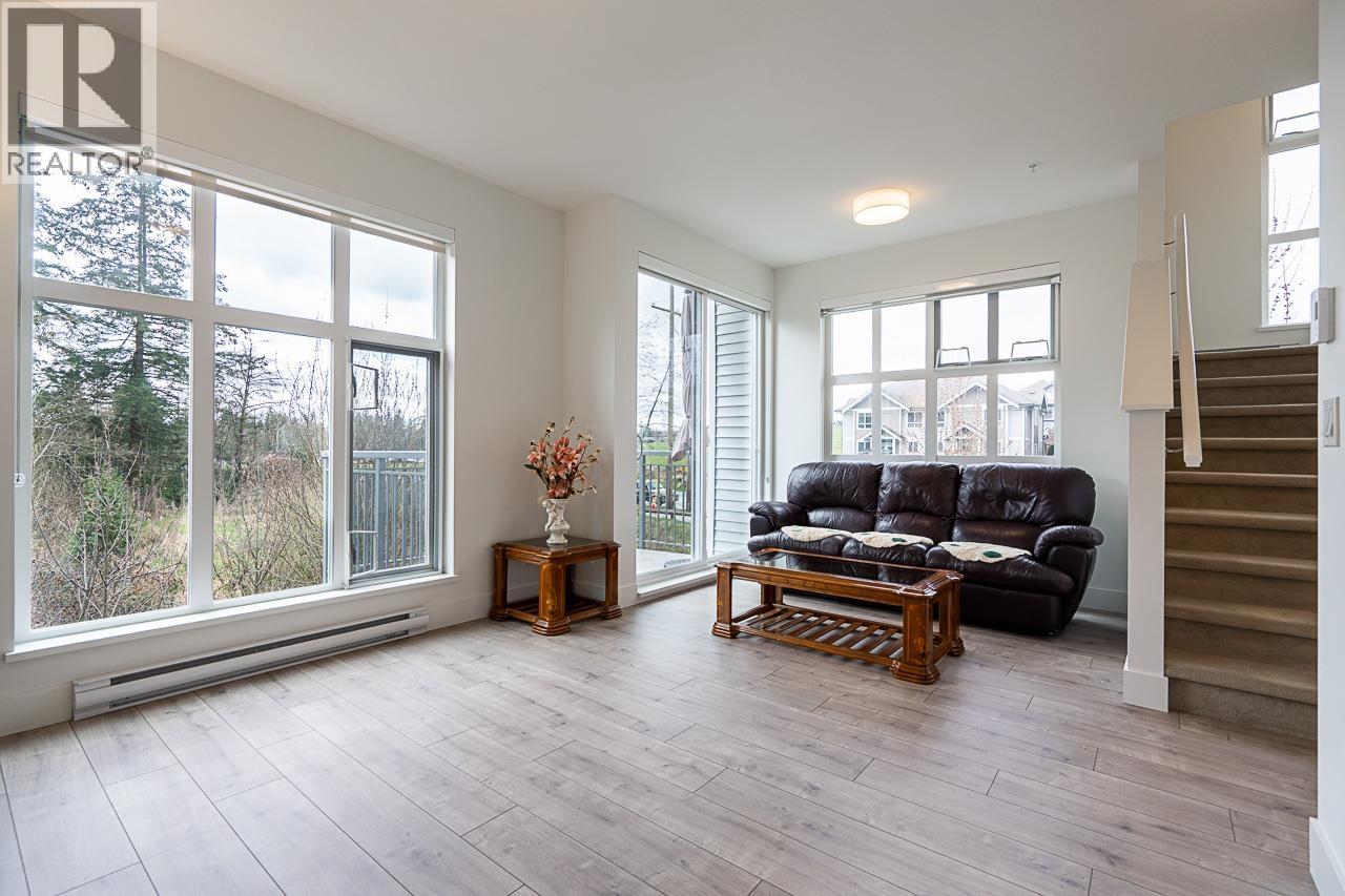 130 24076 112 Avenue, Maple Ridge, British Columbia  V2W 0K2 - Photo 2 - R3107067