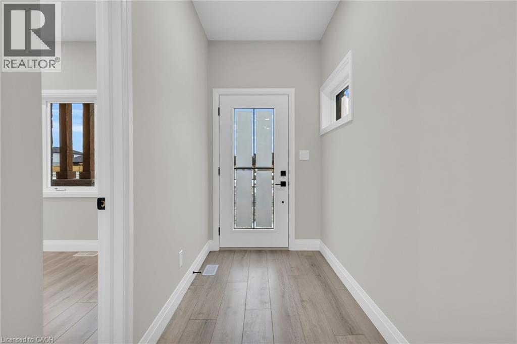 29 Weymouth Street Unit# 18, Elmira, Ontario  N3B 0G3 - Photo 2 - 40817972