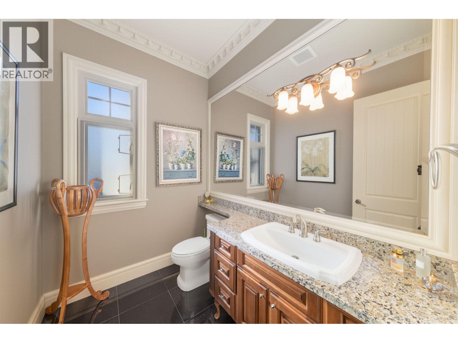 6981 Laurel Street, Vancouver, British Columbia  V6P 3T6 - Photo 11 - R3107072