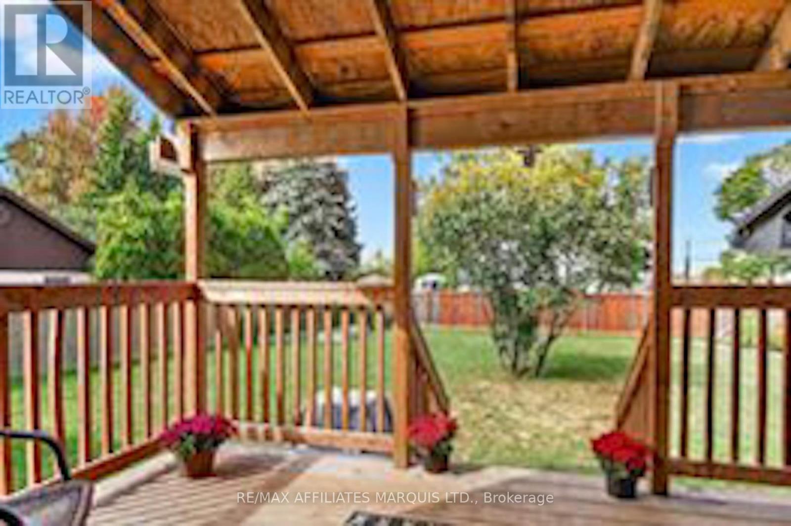 70 Augusta Street, South Dundas, Ontario  K0C 1X0 - Photo 4 - X12824920