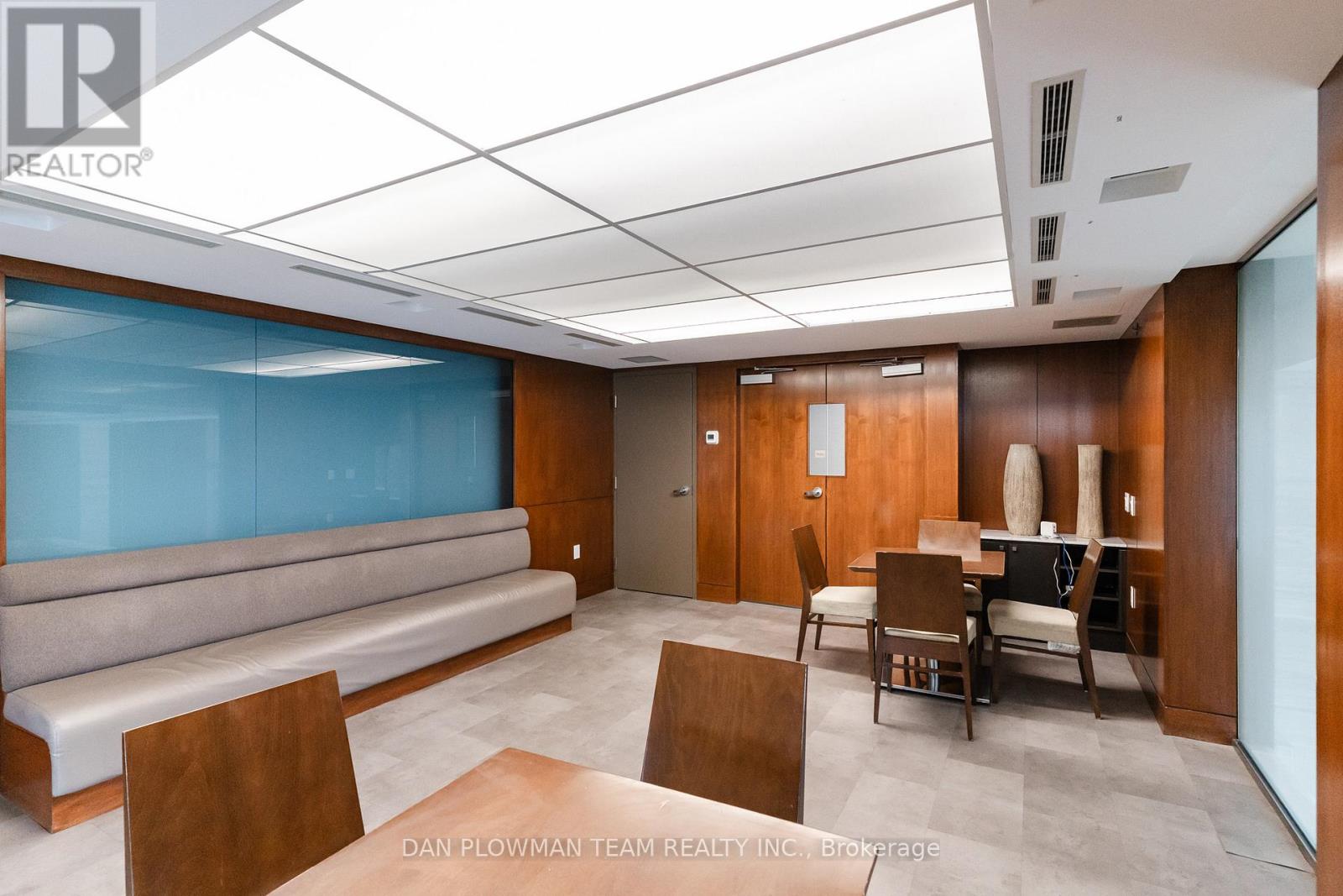 1006 - 8 Telegram Mews, Toronto, Ontario  M5V 3Z5 - Photo 24 - C12961228