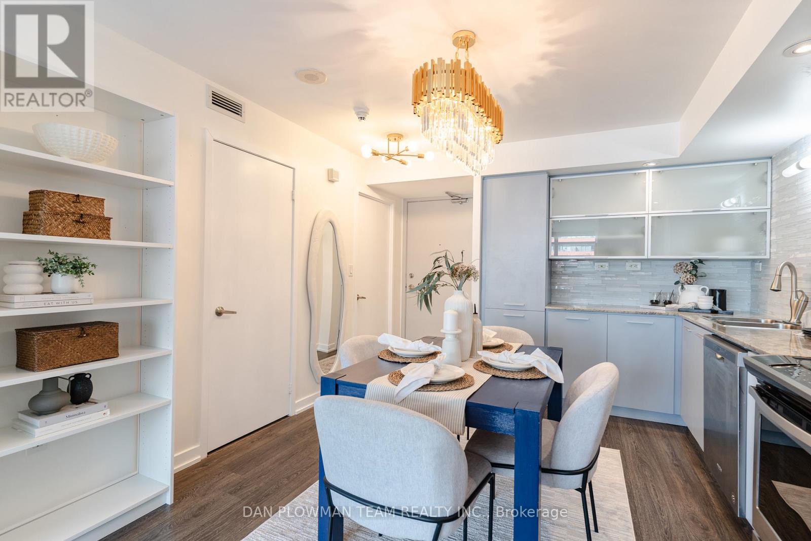 1006 - 8 Telegram Mews, Toronto, Ontario  M5V 3Z5 - Photo 5 - C12961228