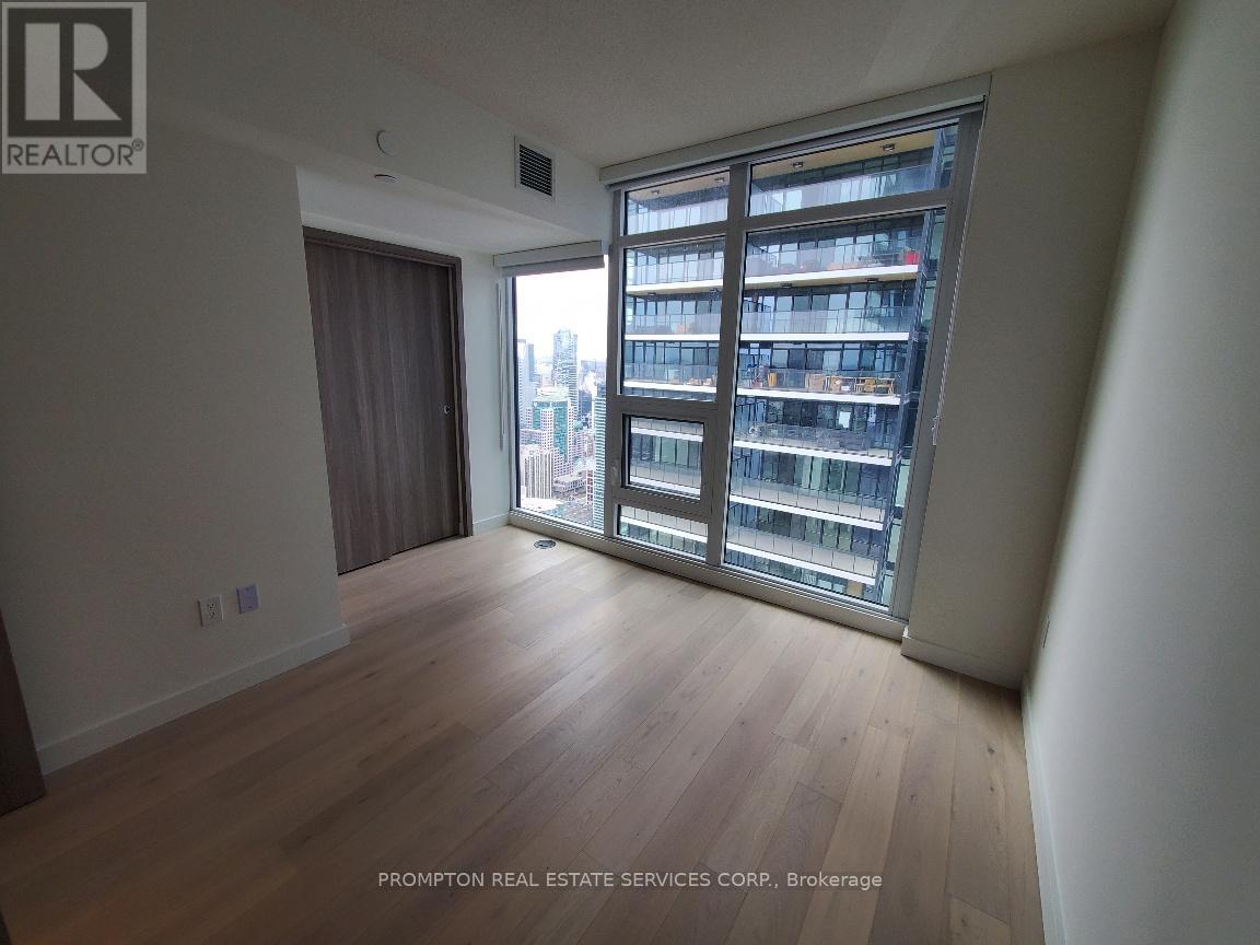 6205 - 3 Concord Cityplace Way, Toronto, Ontario  M5V 0X4 - Photo 14 - C12961242