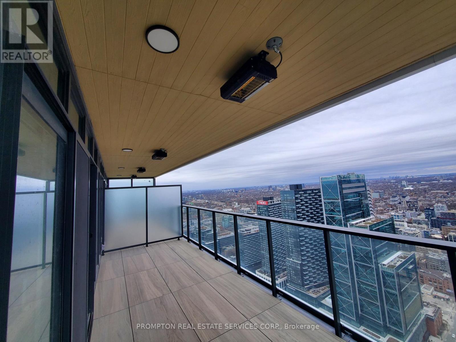 6205 - 3 Concord Cityplace Way, Toronto, Ontario  M5V 0X4 - Photo 21 - C12961242