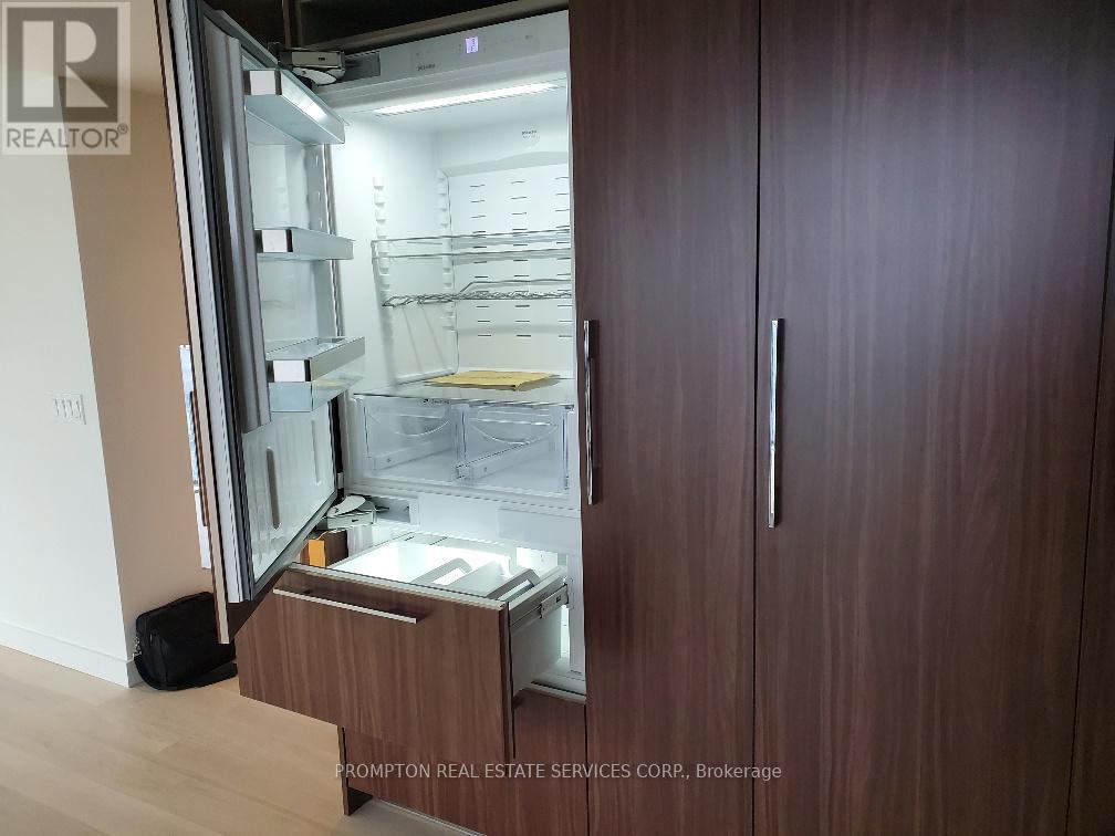 6205 - 3 Concord Cityplace Way, Toronto, Ontario  M5V 0X4 - Photo 9 - C12961242