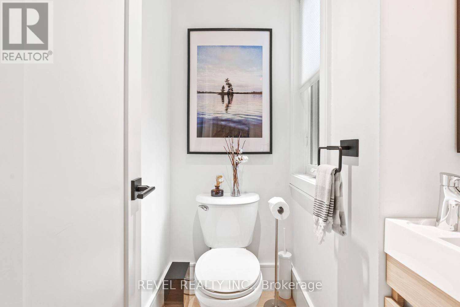 23 Manning Avenue, Toronto, Ontario  M6J 2K3 - Photo 18 - C12961302