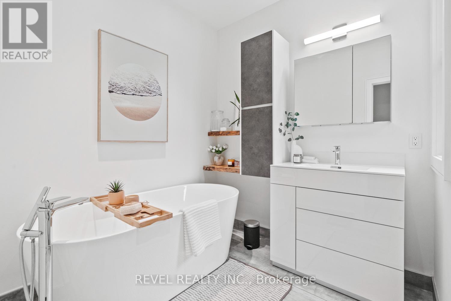 23 Manning Avenue, Toronto, Ontario  M6J 2K3 - Photo 25 - C12961302