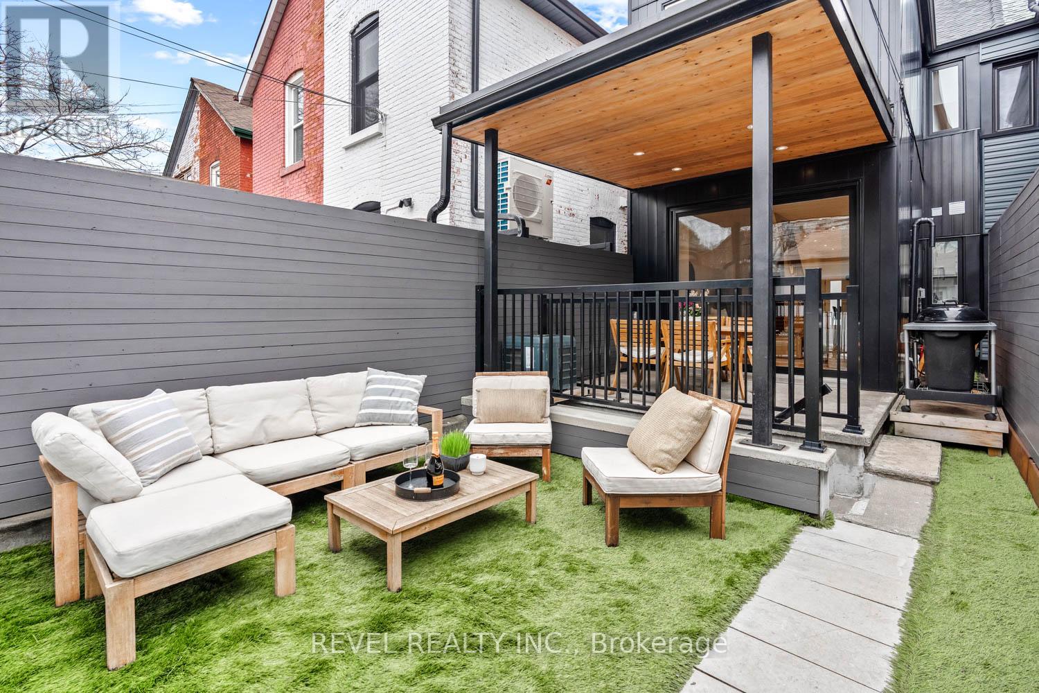 23 Manning Avenue, Toronto, Ontario  M6J 2K3 - Photo 34 - C12961302