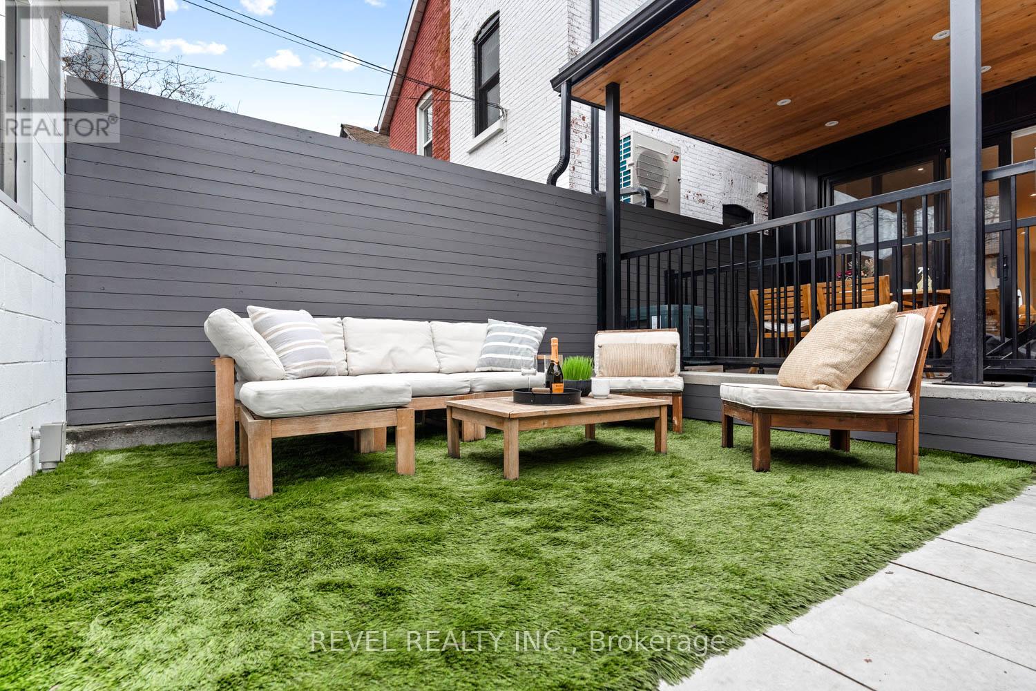 23 Manning Avenue, Toronto, Ontario  M6J 2K3 - Photo 35 - C12961302