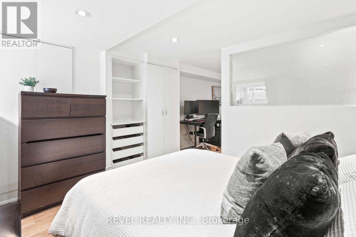 23 Manning Avenue, Toronto, Ontario  M6J 2K3 - Photo 42 - C12961302