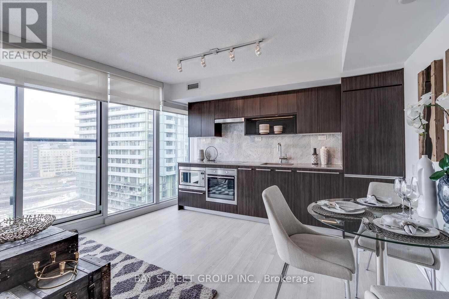 1205 - 80 Queens Wharf Road, Toronto, Ontario M5V 0J3 - Photo 10 - C12961310