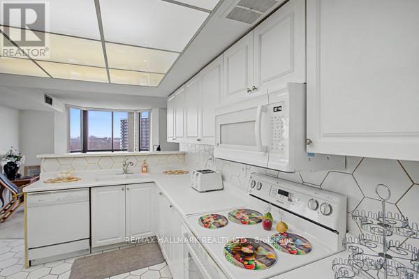 1002 - 131 Torresdale Avenue, Toronto, Ontario M2R 3T1 - Photo 15 - C12961314