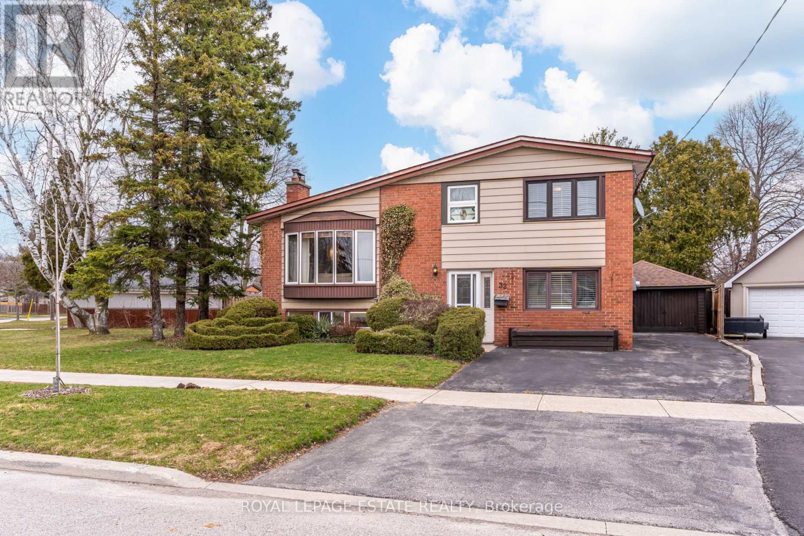 32 Benprice Court, Toronto, Ontario  M1H 1N3 - Photo 2 - E12961258