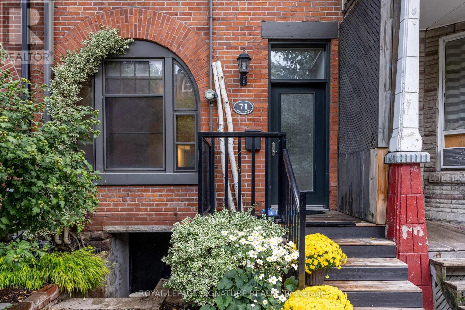 71 Hamilton Street, Toronto (South Riverdale), Ontario  M4M 2C7 - Photo 3 - E12961266