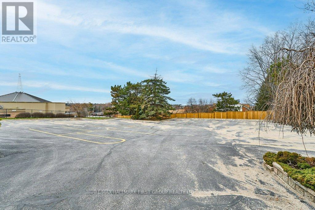 3020 Brock Street N, Whitby, Ontario  L1R 3J7 - Photo 5 - E12953730