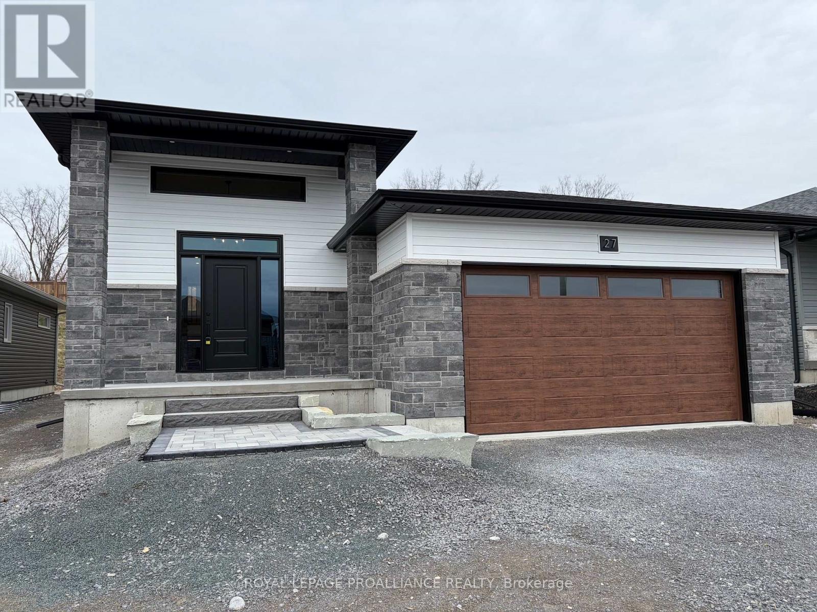 27 Schmidt Way, Quinte West, Ontario  K8V 0L5 - Photo 1 - X12732718