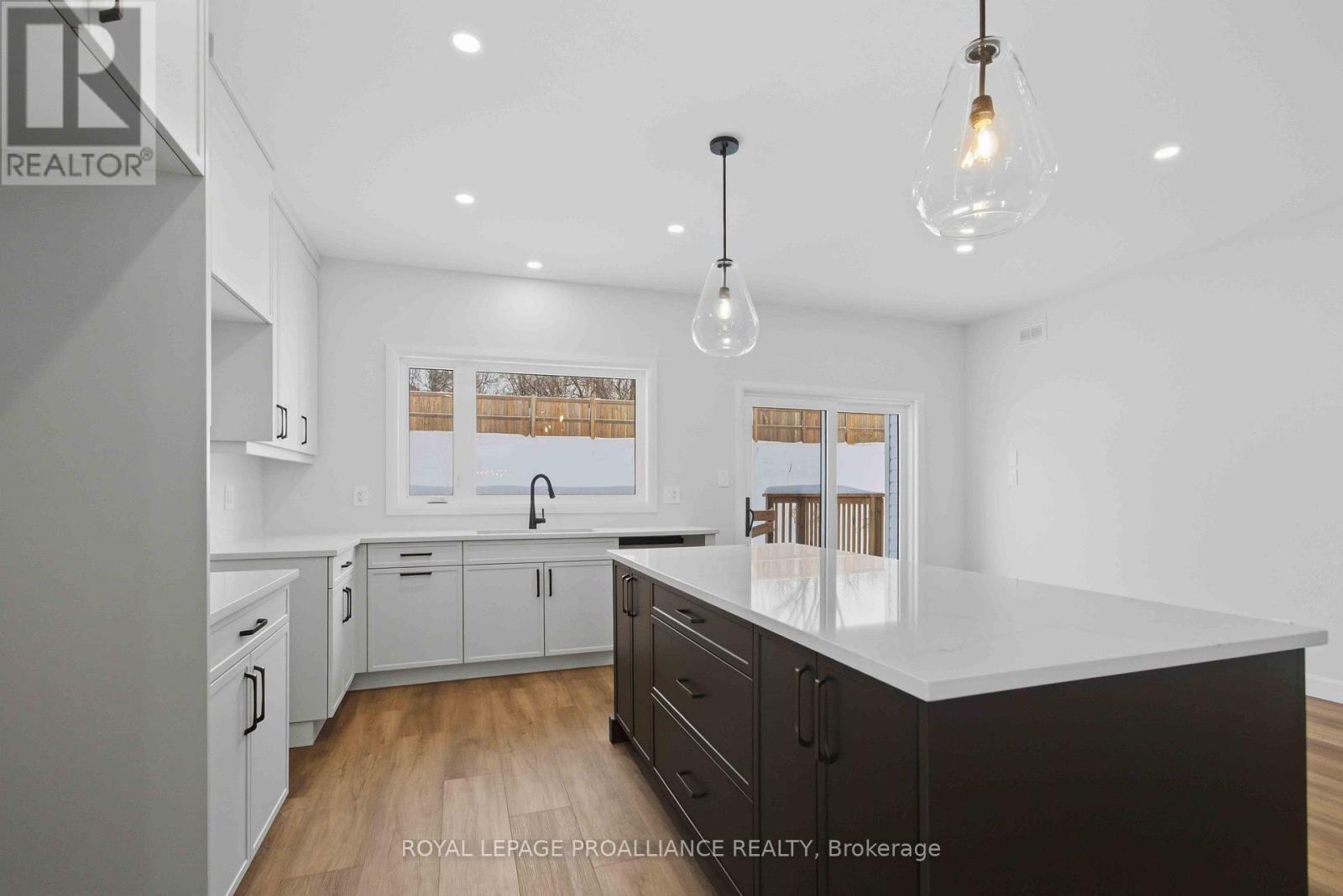 27 Schmidt Way, Quinte West, Ontario  K8V 0L5 - Photo 18 - X12732718