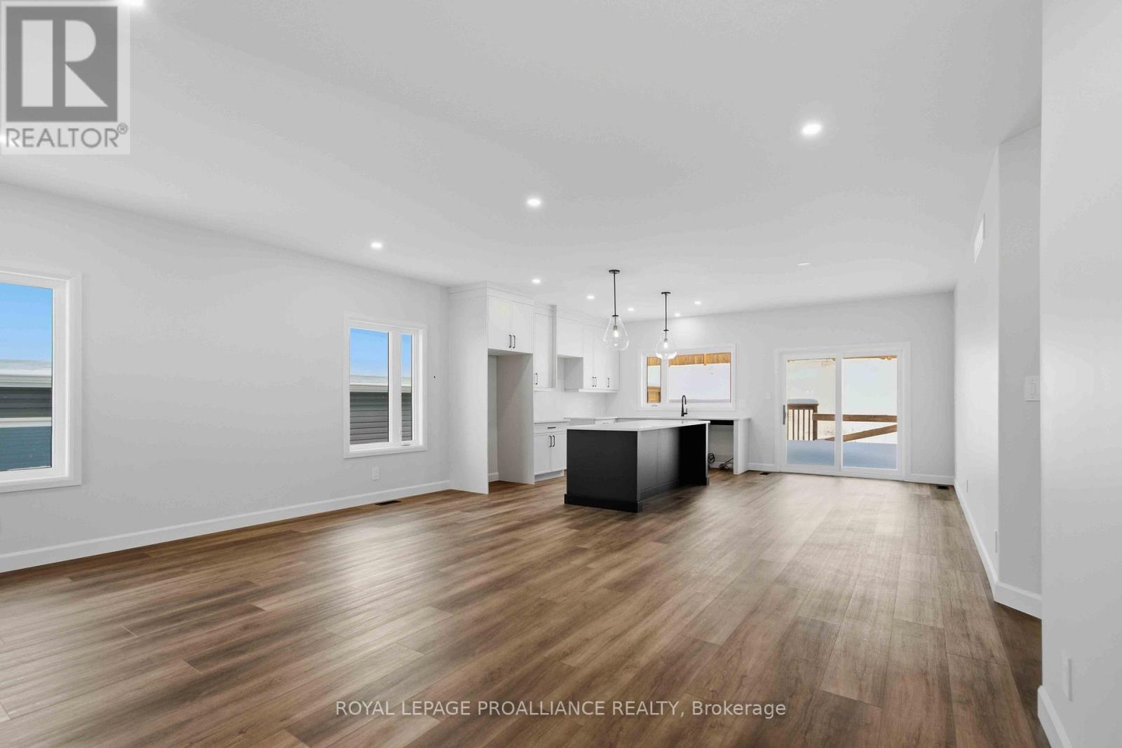 27 Schmidt Way, Quinte West, Ontario  K8V 0L5 - Photo 11 - X12732718