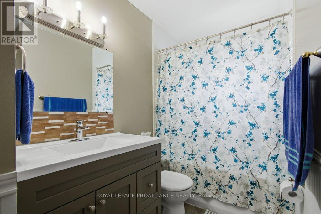 8 Birch Street, Quinte West, Ontario  K8V 6J1 - Photo 18 - X12833244