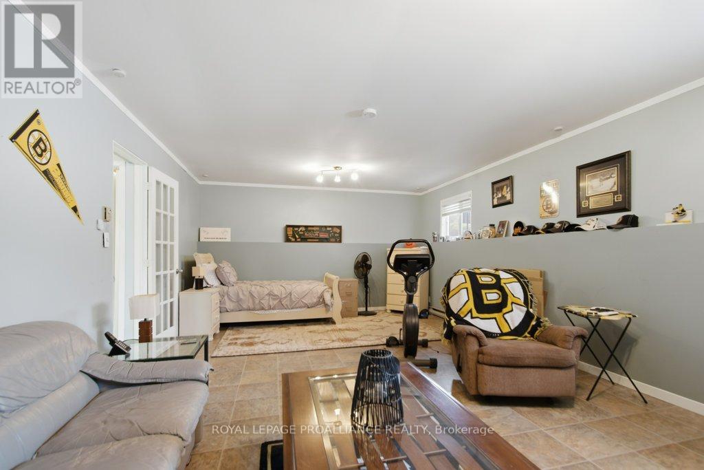 8 Birch Street, Quinte West, Ontario  K8V 6J1 - Photo 20 - X12833244