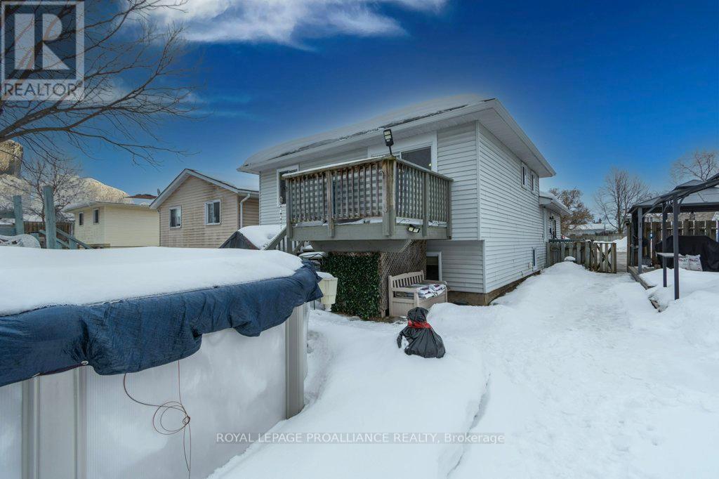 8 Birch Street, Quinte West, Ontario  K8V 6J1 - Photo 31 - X12833244