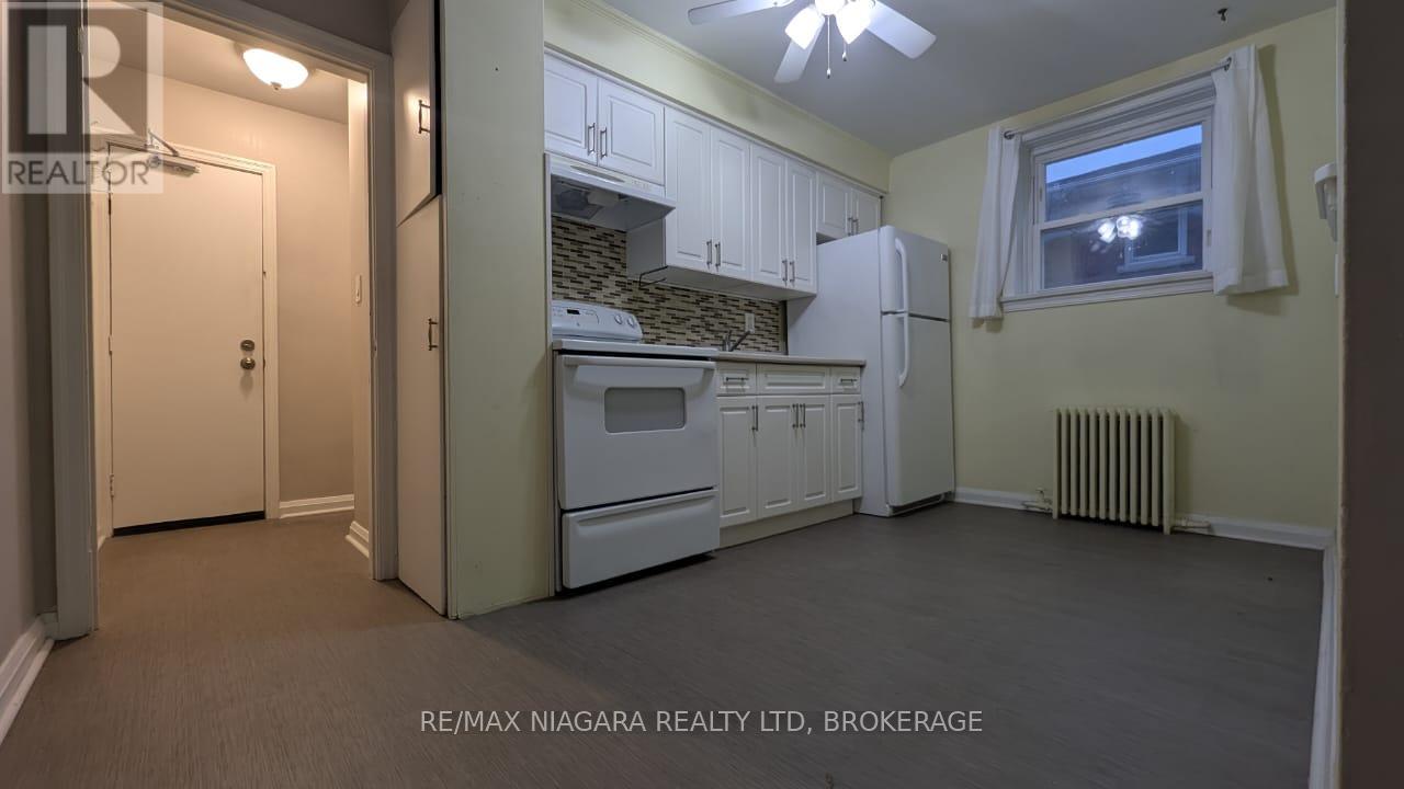 2 - 9 Masterson Drive, St. Catharines, Ontario  L2T 3N9 - Photo 2 - X12868528