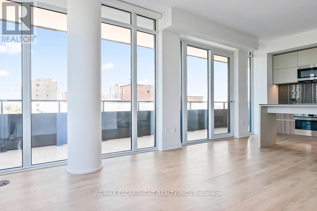 1012 - 21 Park Street E, Mississauga, Ontario L5G 0C2 - Photo 13 - W12961254