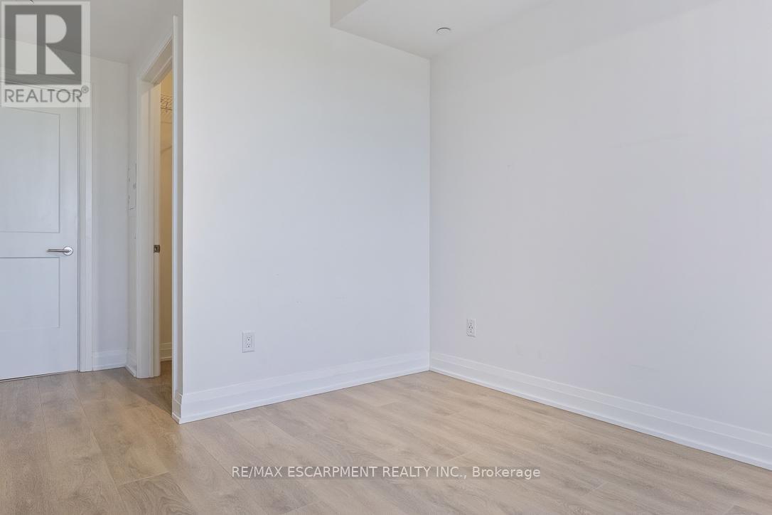 1012 - 21 Park Street E, Mississauga, Ontario L5G 0C2 - Photo 25 - W12961254