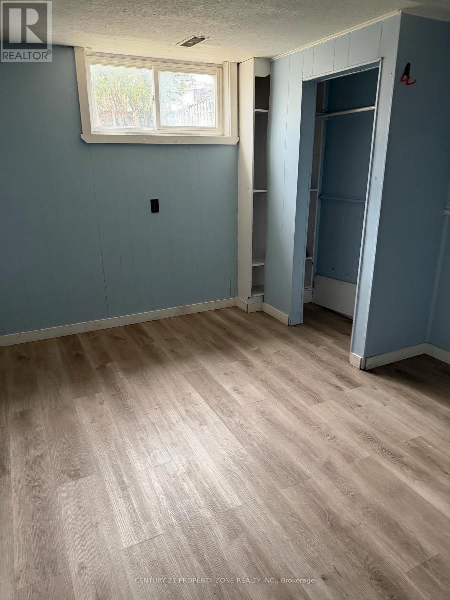 Basement - 7280 Dellaport Drive, Mississauga, Ontario  L4T 2Y3 - Photo 4 - W12961292