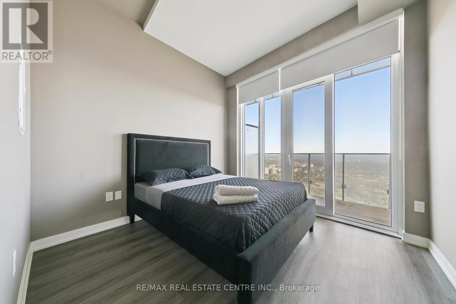 5907 - 3883 Quartz Road, Mississauga, Ontario L5B 0M4 - Photo 18 - W12961308