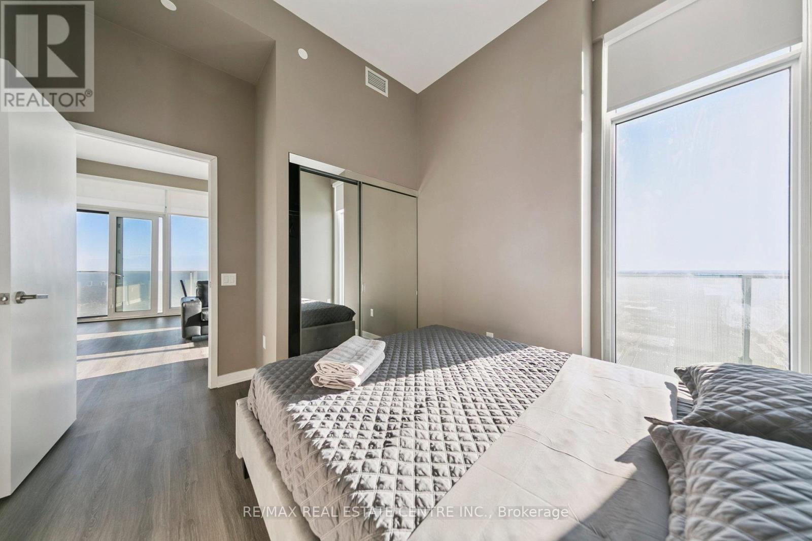 5907 - 3883 Quartz Road, Mississauga, Ontario L5B 0M4 - Photo 21 - W12961308