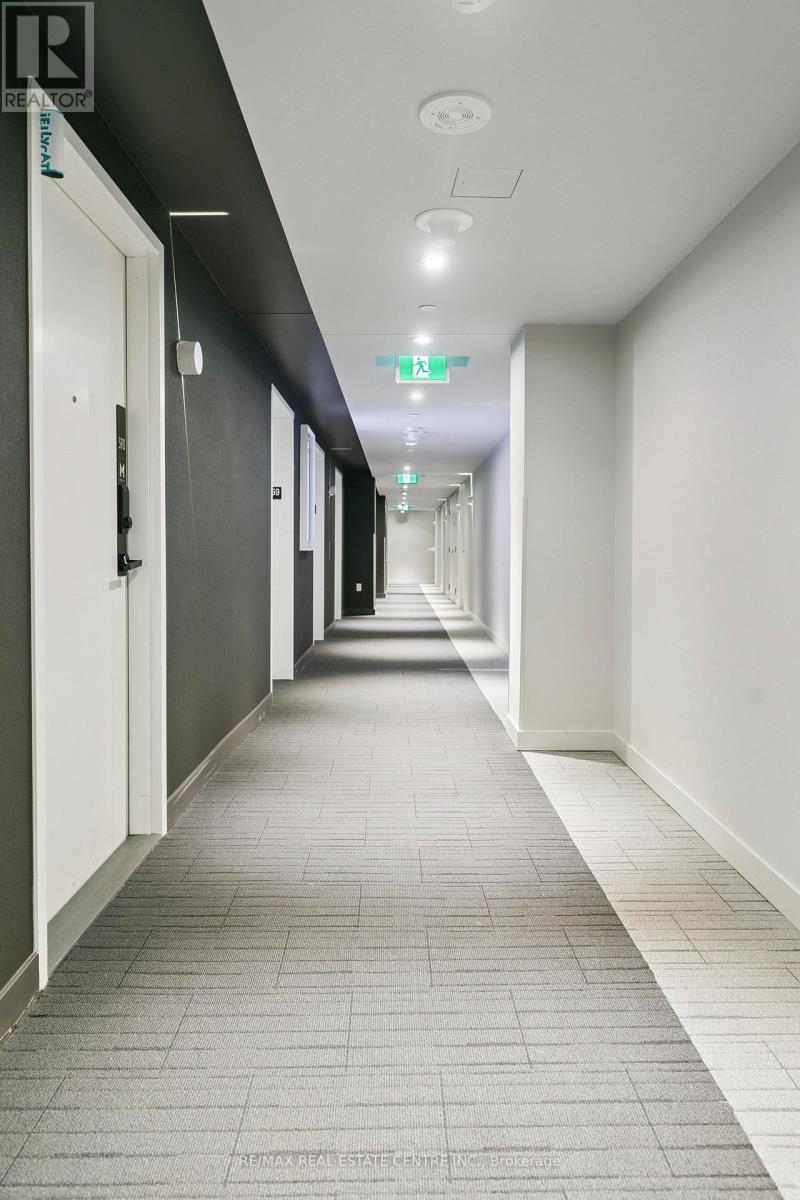 5907 - 3883 Quartz Road, Mississauga, Ontario L5B 0M4 - Photo 4 - W12961308