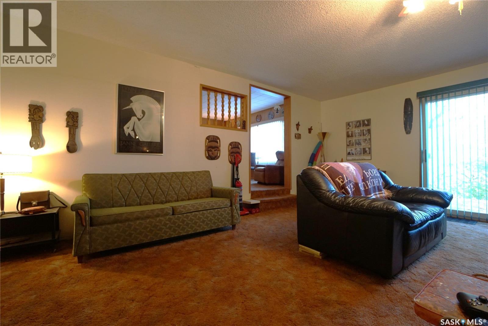 608 Nicoll Lane, Regina Beach, Saskatchewan  S0G 4C0 - Photo 11 - SK032186