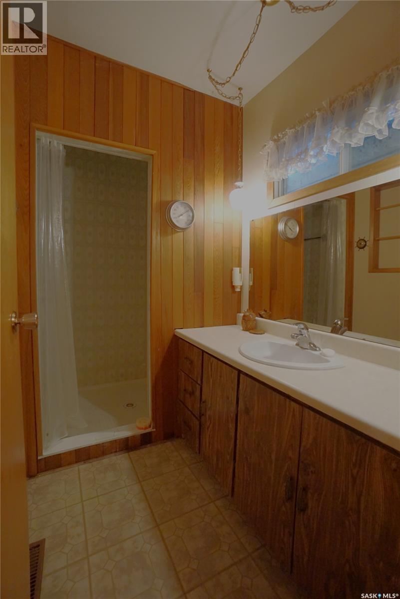 608 Nicoll Lane, Regina Beach, Saskatchewan  S0G 4C0 - Photo 12 - SK032186
