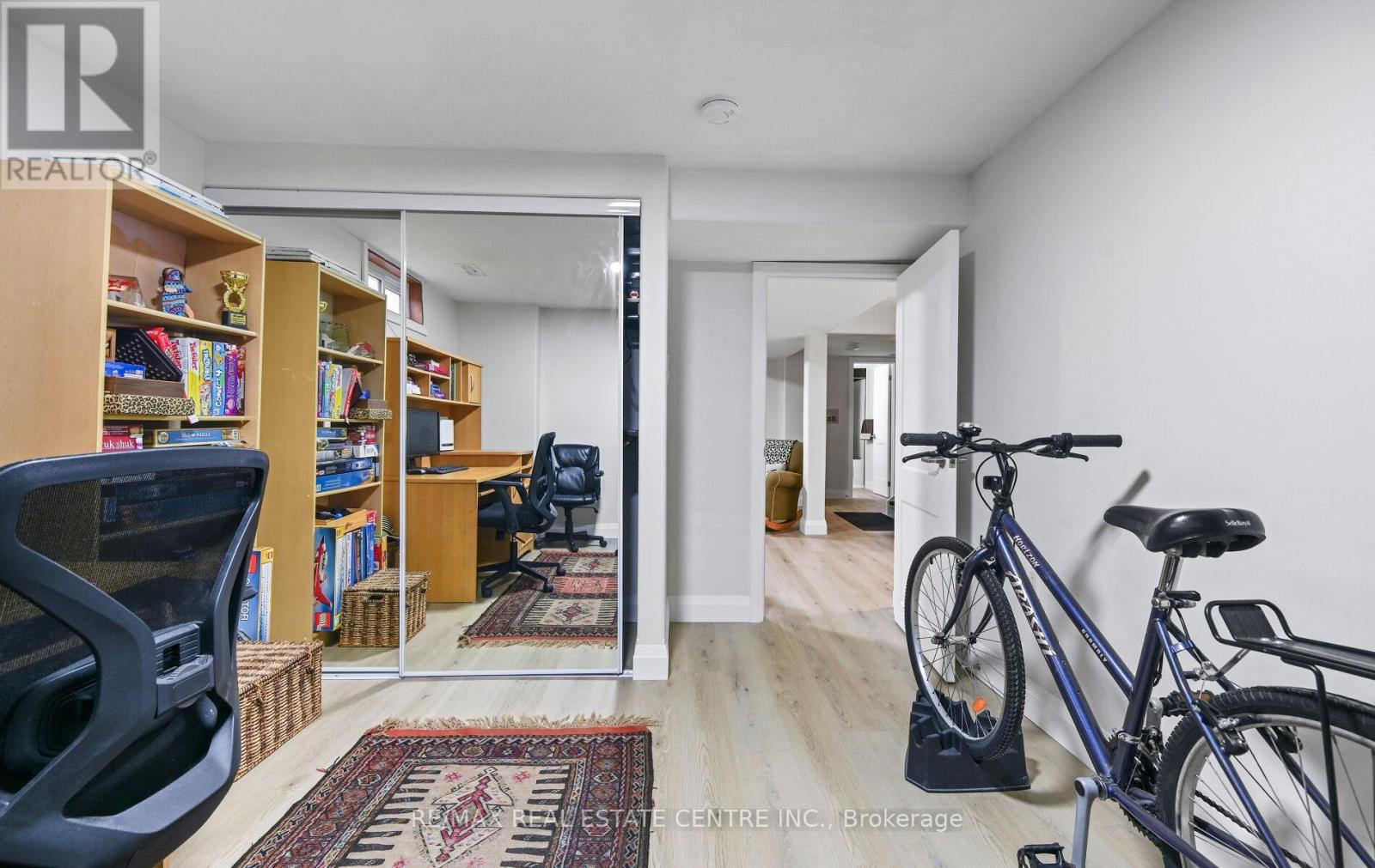 84 Viscount Road, Brantford, Ontario N3P 1Y7 - Photo 39 - X12961230