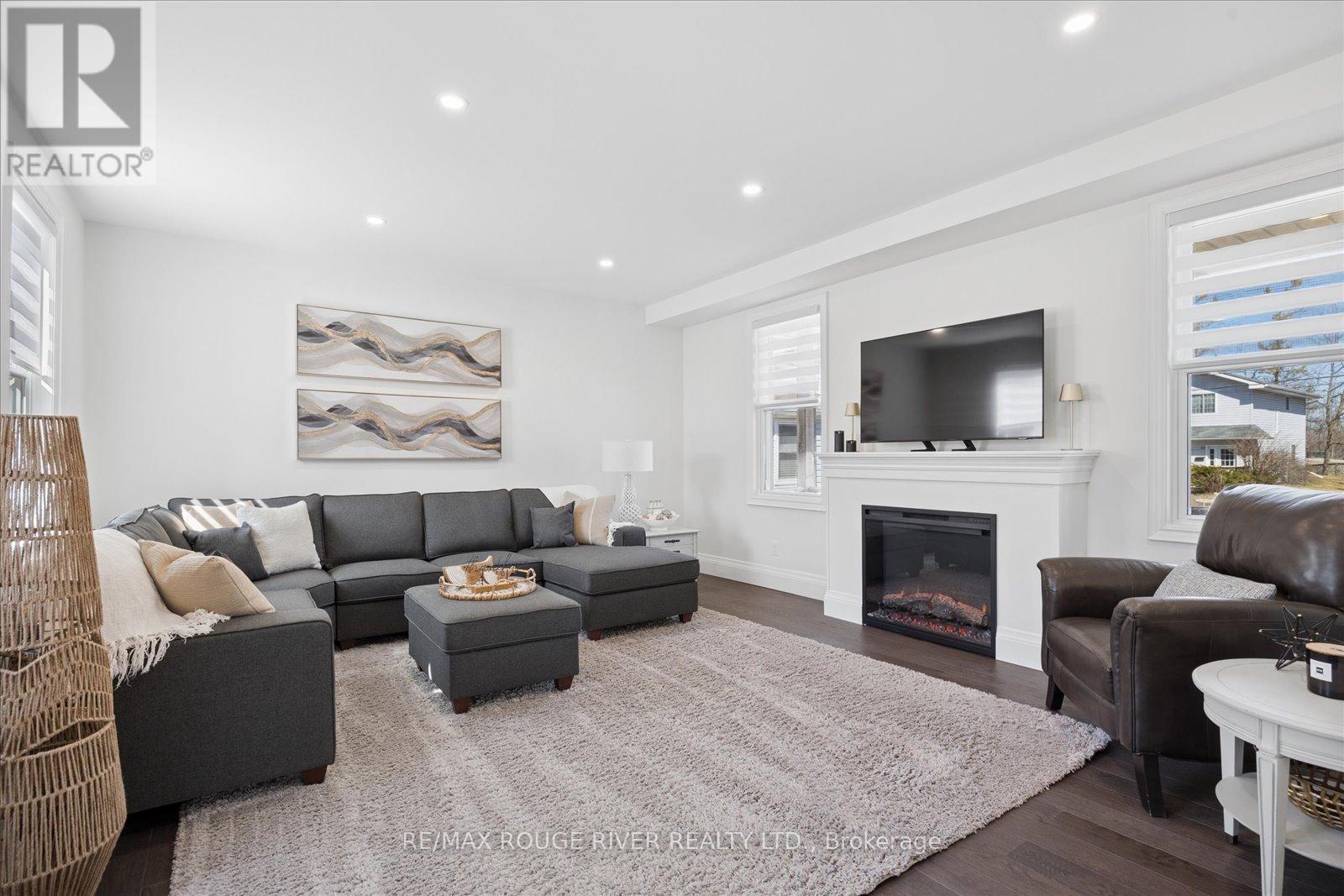 25 Matilda Street, Kawartha Lakes, Ontario  K0M 2C0 - Photo 8 - X12961298