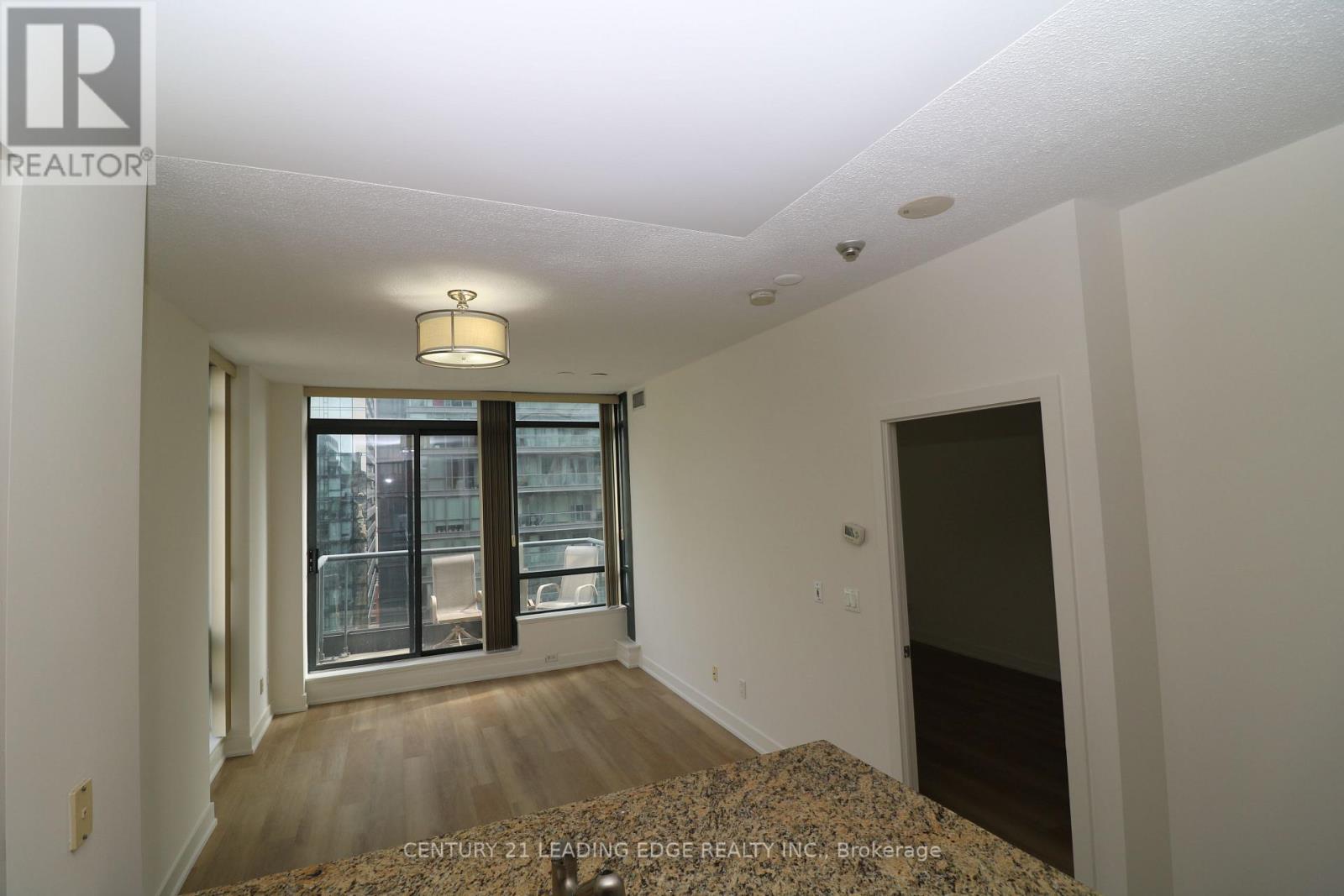 1404 - 438 King Street W, Toronto, Ontario  M5V 1K1 - Photo 13 - C12959302