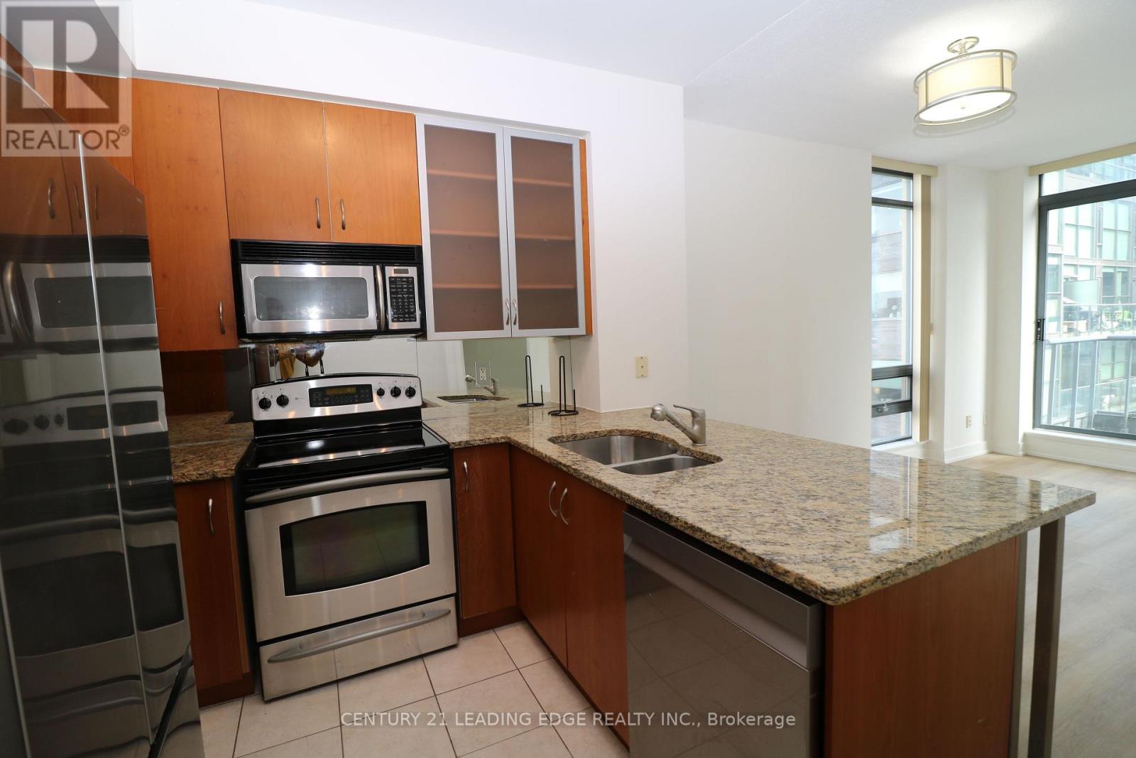 1404 - 438 King Street W, Toronto, Ontario  M5V 1K1 - Photo 6 - C12959302
