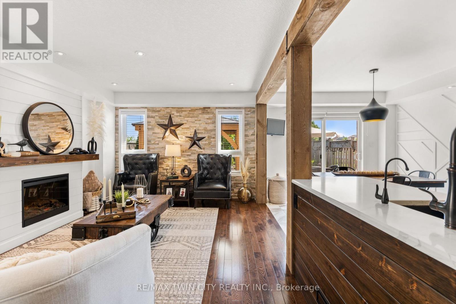 32 Bloomington Drive, Cambridge, Ontario  N1P 1J4 - Photo 11 - X12918716