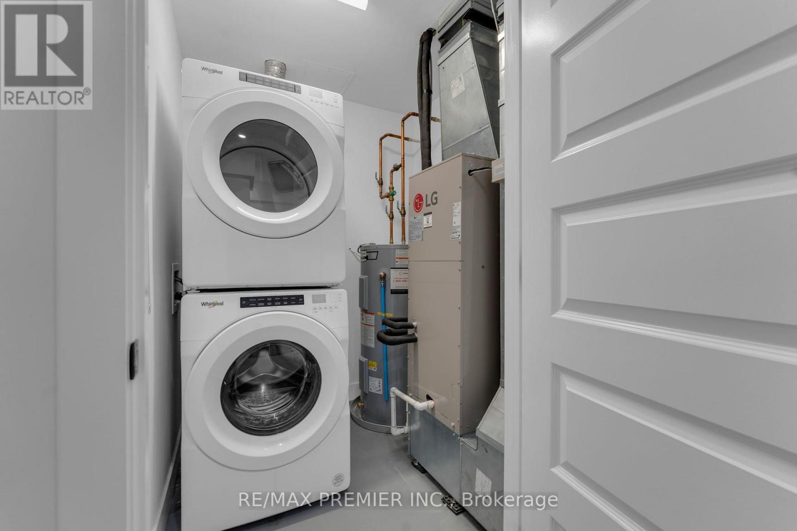 215 - 1000 Lackner Place, Kitchener, Ontario  N2A 0L9 - Photo 25 - X12892812