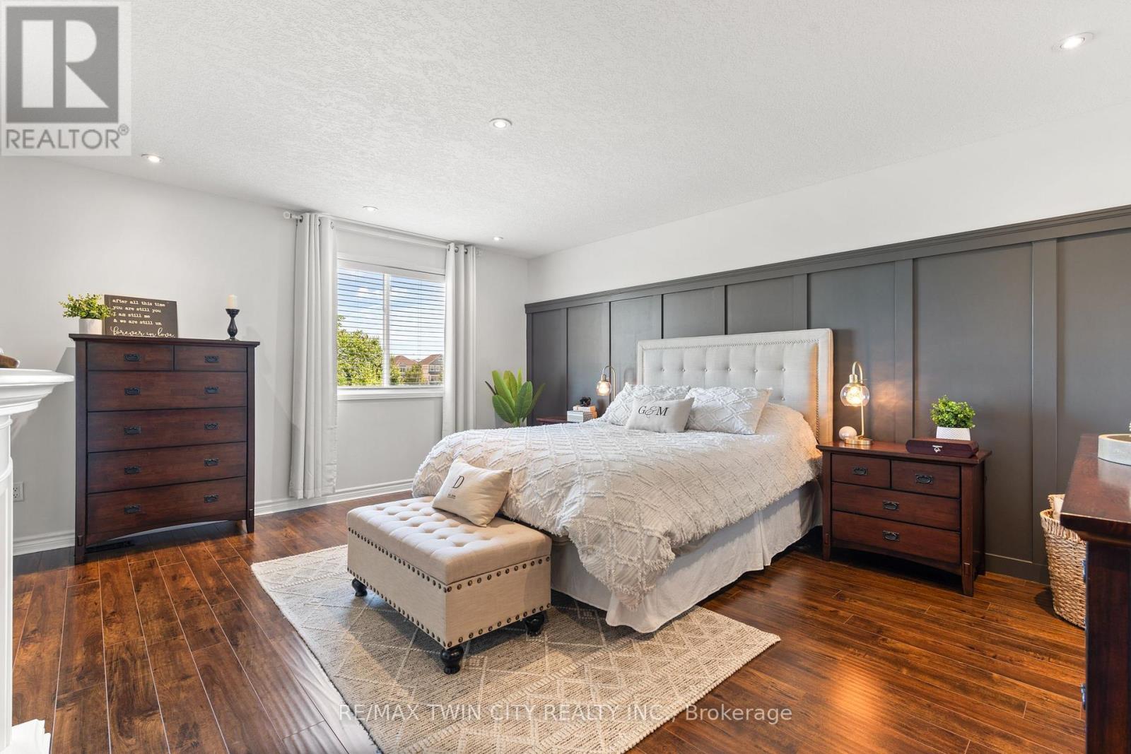 32 Bloomington Drive, Cambridge, Ontario  N1P 1J4 - Photo 25 - X12918716