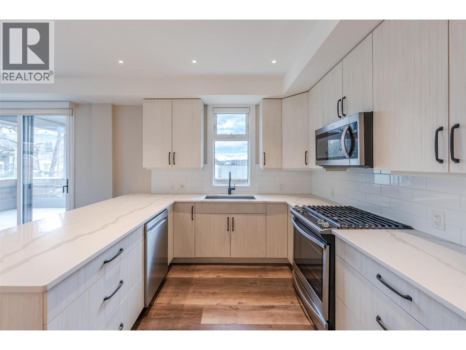 110 Ellis Street Unit# 308, Penticton, British Columbia  V2A 4L5 - Photo 6 - 10379876