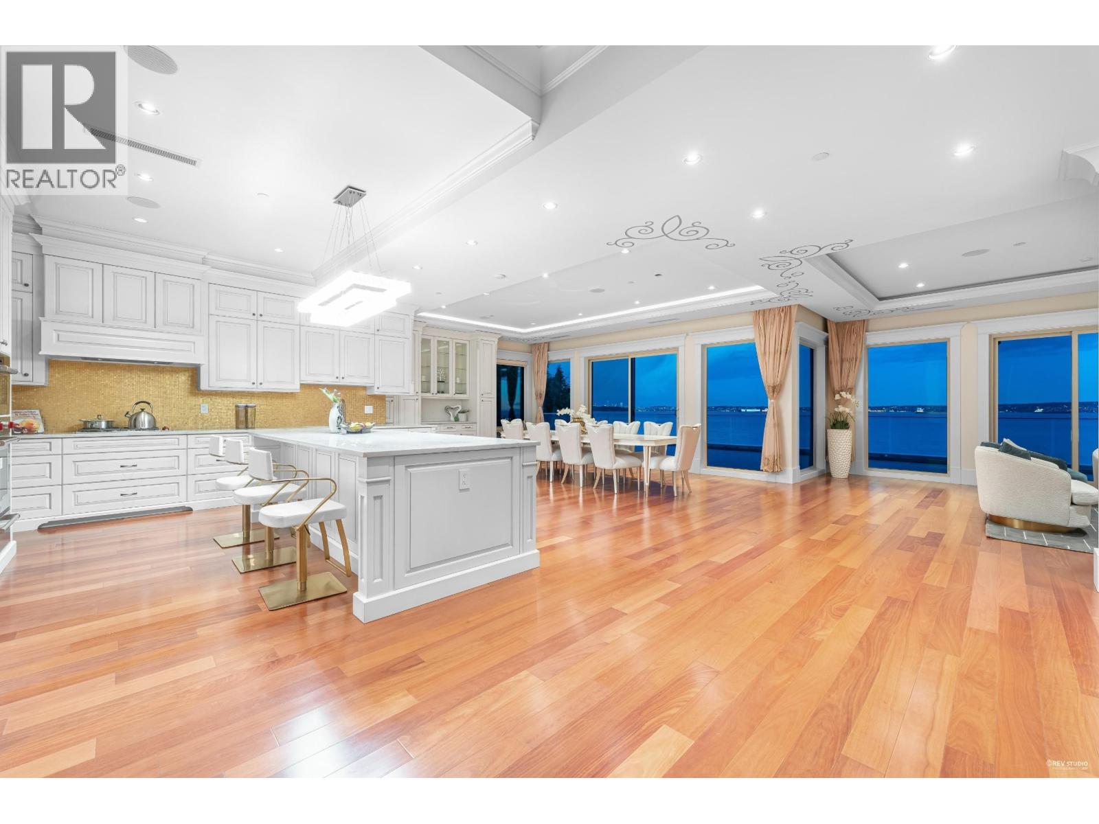 3008 Procter Avenue, West Vancouver, British Columbia  V7V 1G1 - Photo 13 - R2997166