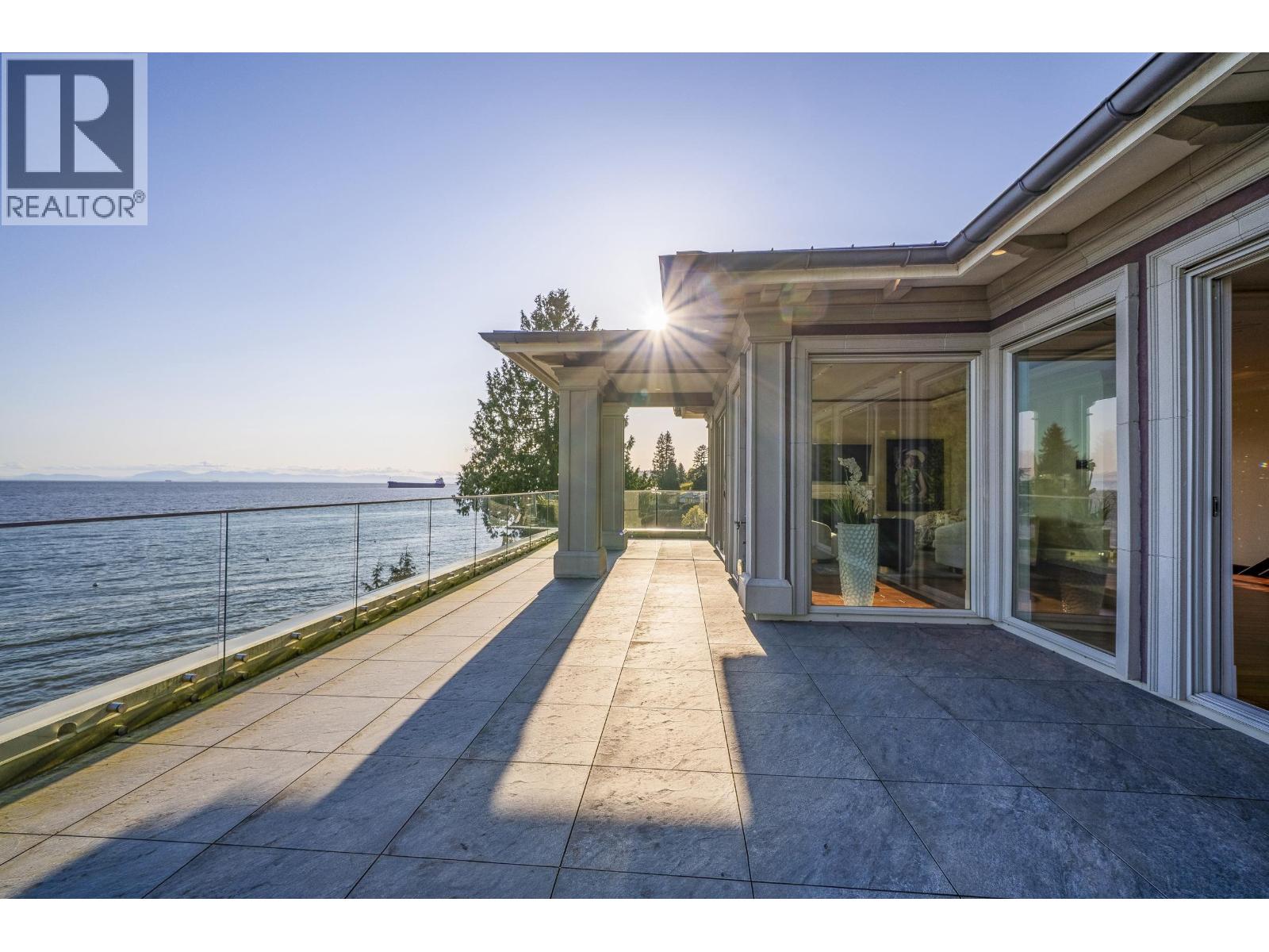 3008 Procter Avenue, West Vancouver, British Columbia  V7V 1G1 - Photo 2 - R2997166