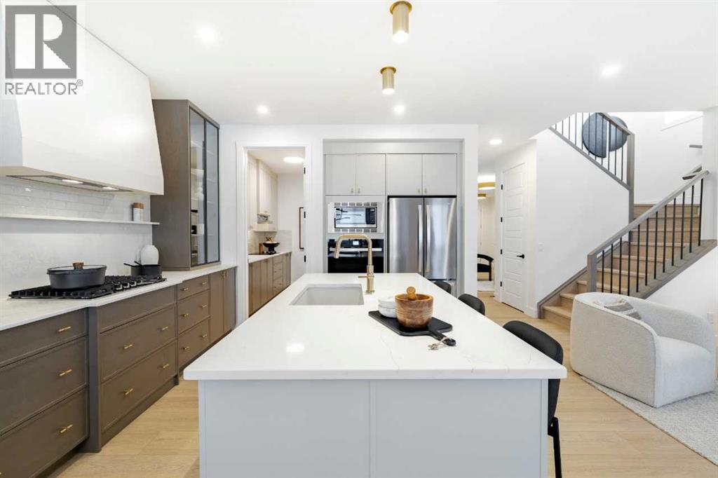 236 Amblestone Crescent Nw, Calgary, Alberta  T3P 3G9 - Photo 4 - A2296782