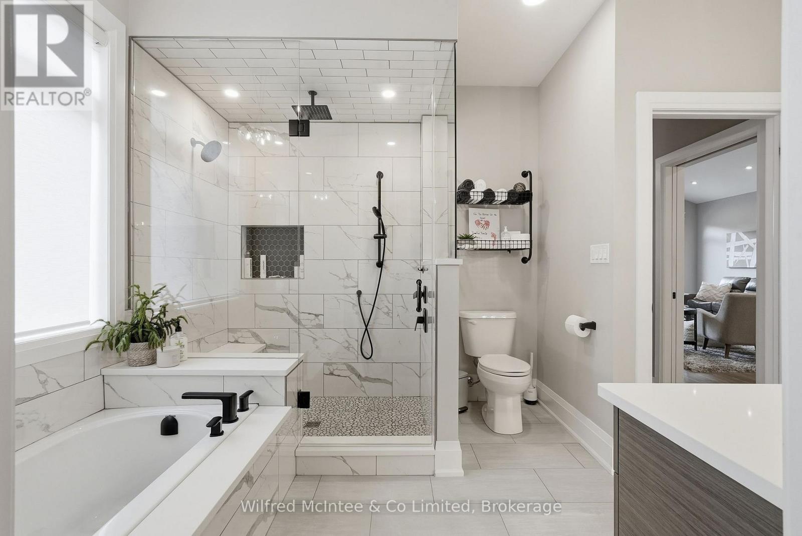 105 Fourth Street, Brockton, Ontario  N0G 2V0 - Photo 24 - X12961146