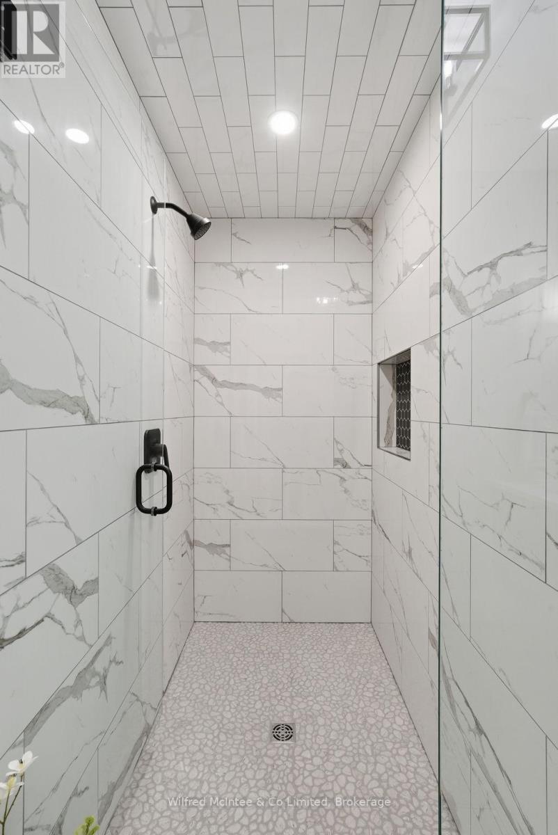 105 Fourth Street, Brockton, Ontario  N0G 2V0 - Photo 27 - X12961146