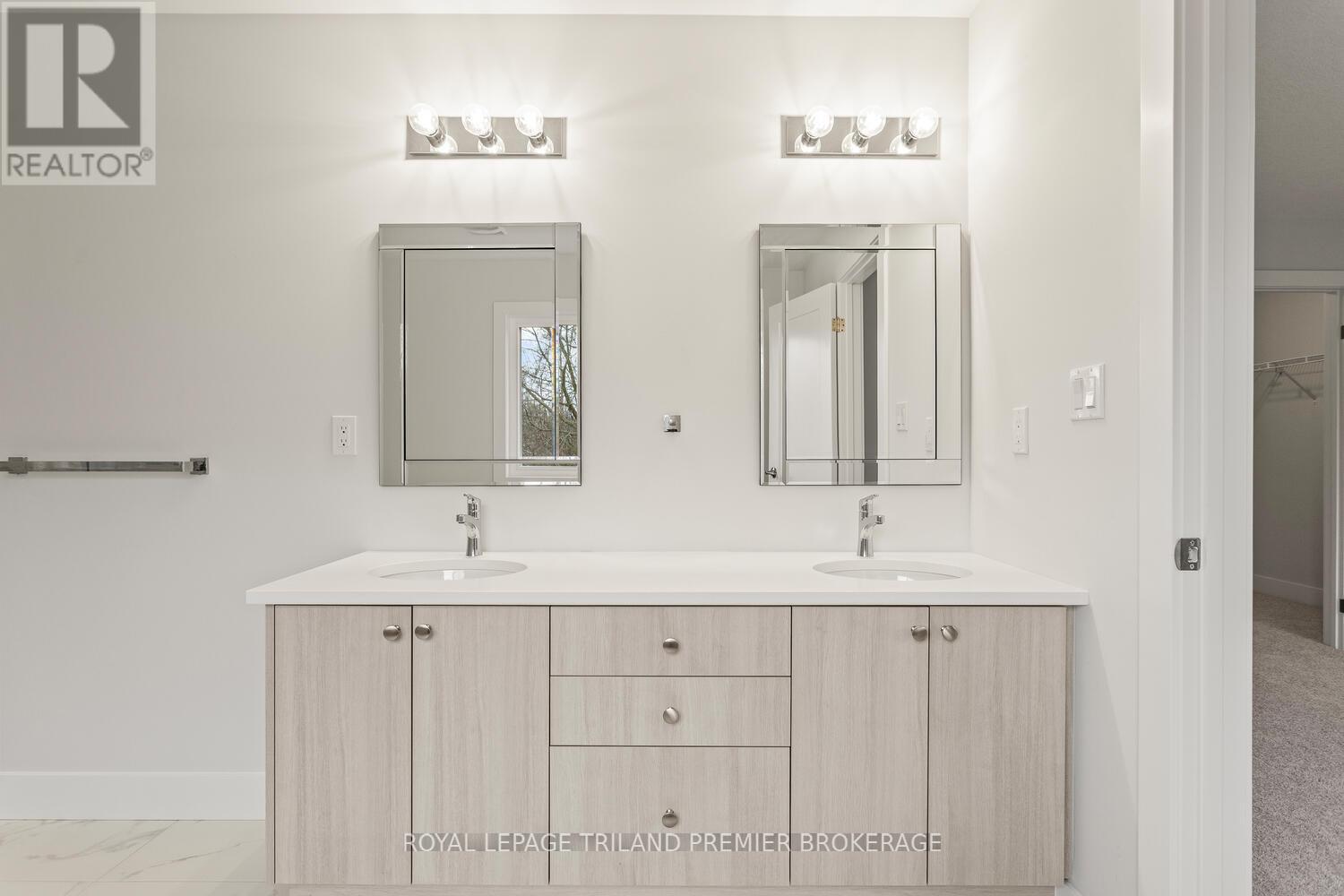 2698 Bobolink Lane, London South, Ontario  N6M 0J9 - Photo 24 - X12961392