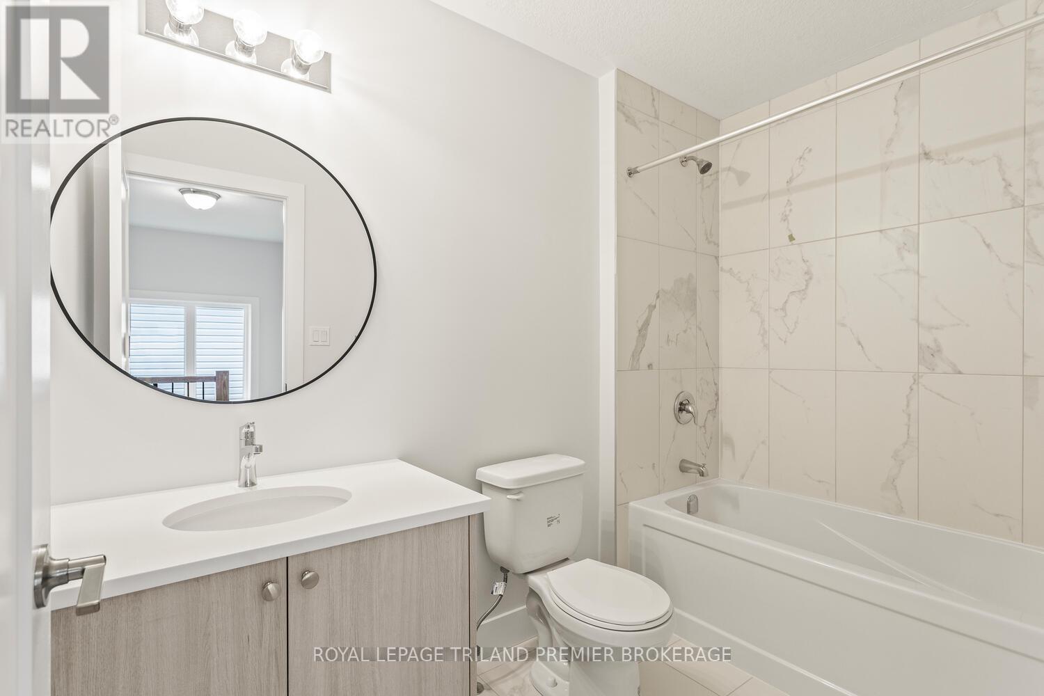 2698 Bobolink Lane, London South, Ontario  N6M 0J9 - Photo 38 - X12961392