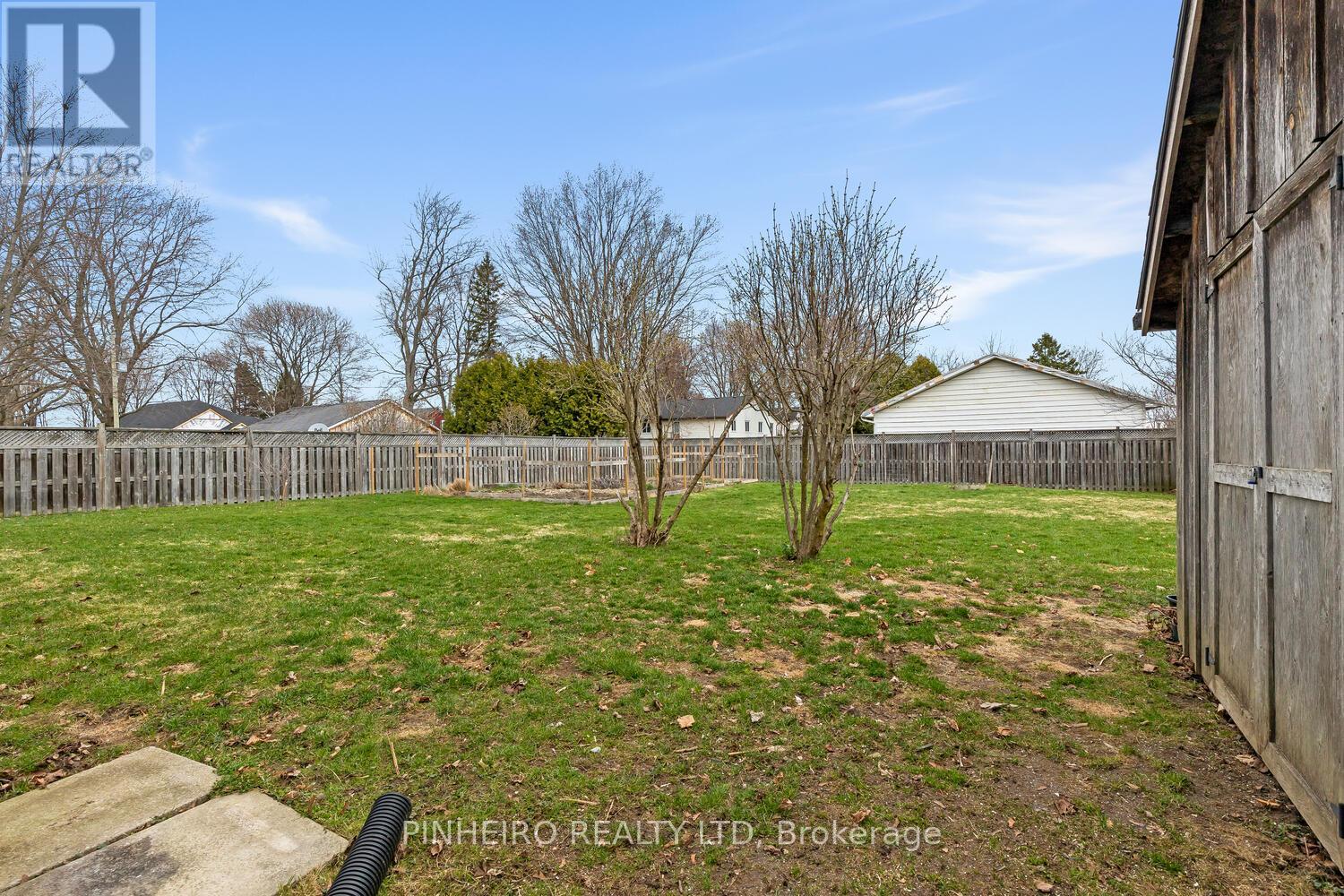 275 Ridout Street, West Elgin, Ontario  N0L 2C0 - Photo 24 - X12961404